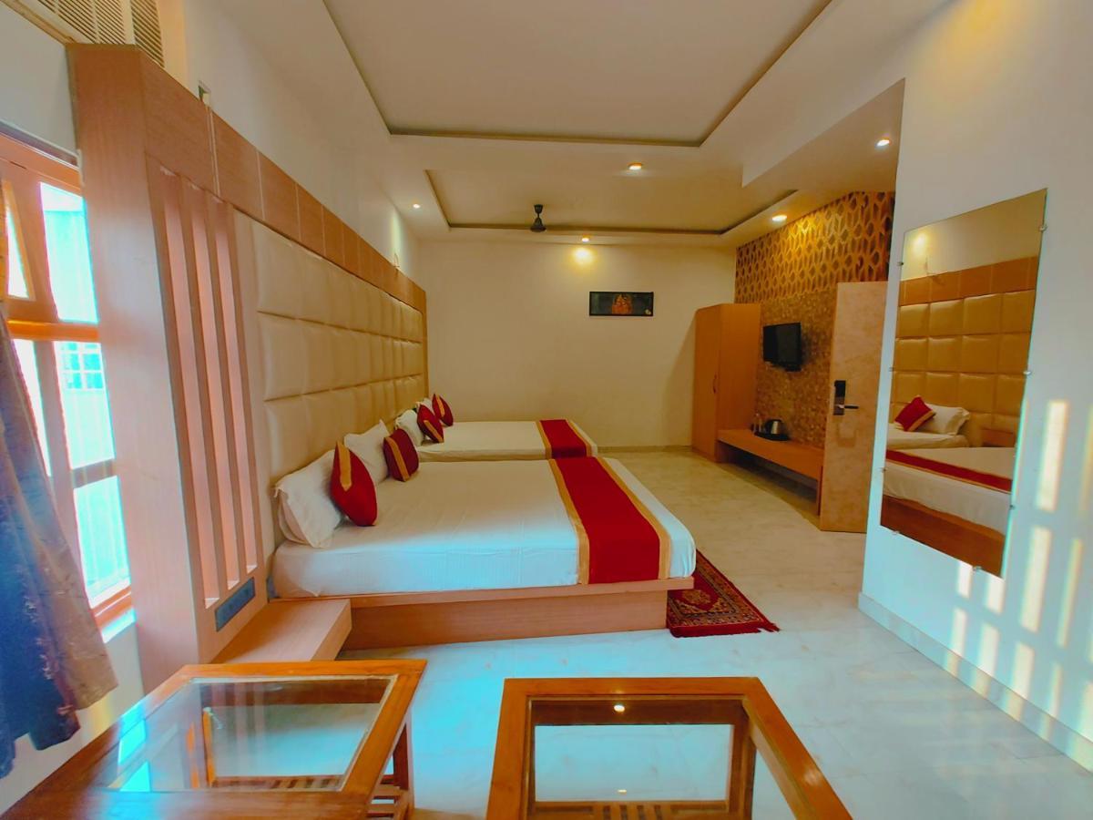 Avadh Sunshine Palace Hotel And Resort Ayodhya Kültér fotó