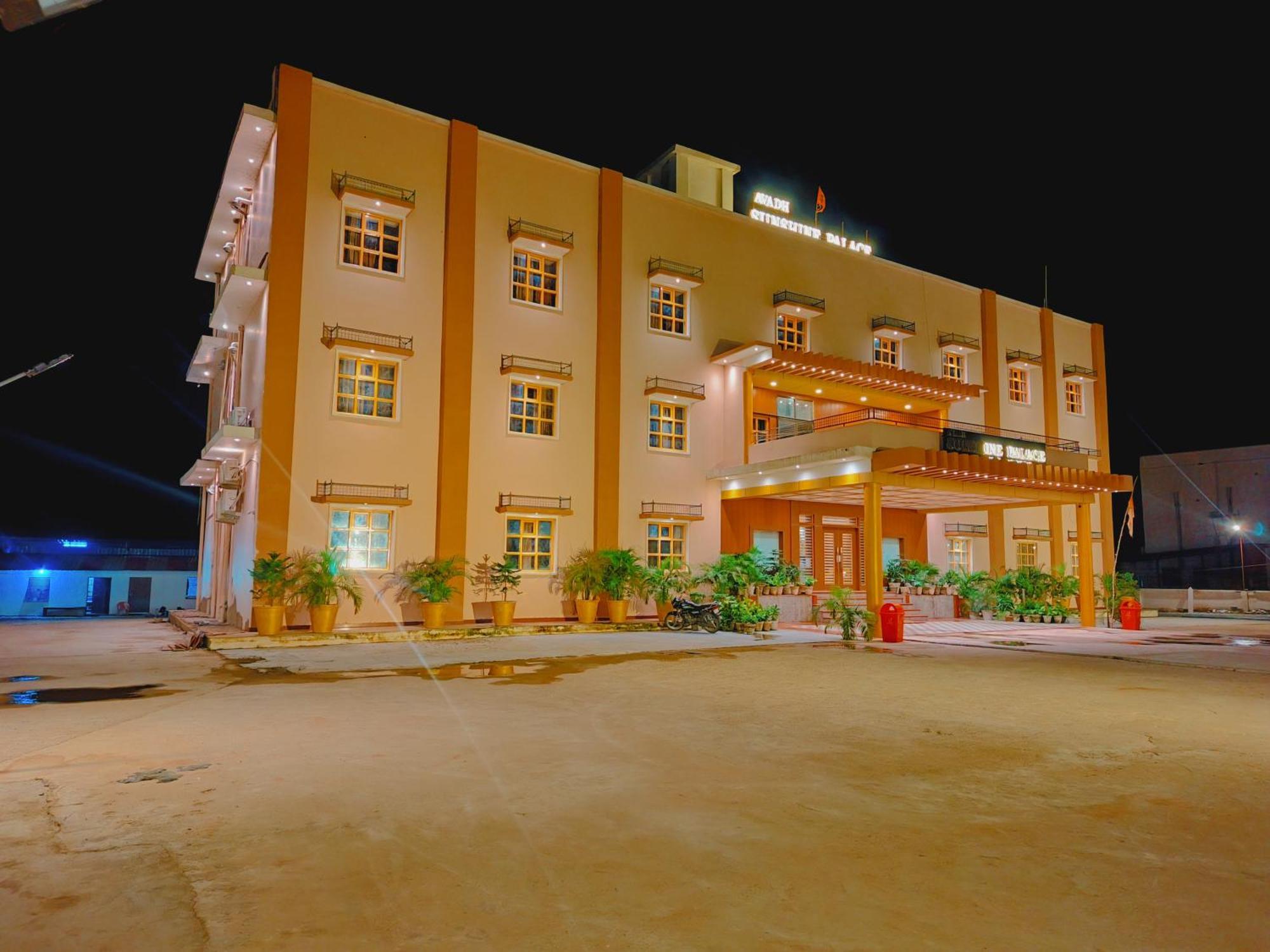 Avadh Sunshine Palace Hotel And Resort Ayodhya Kültér fotó