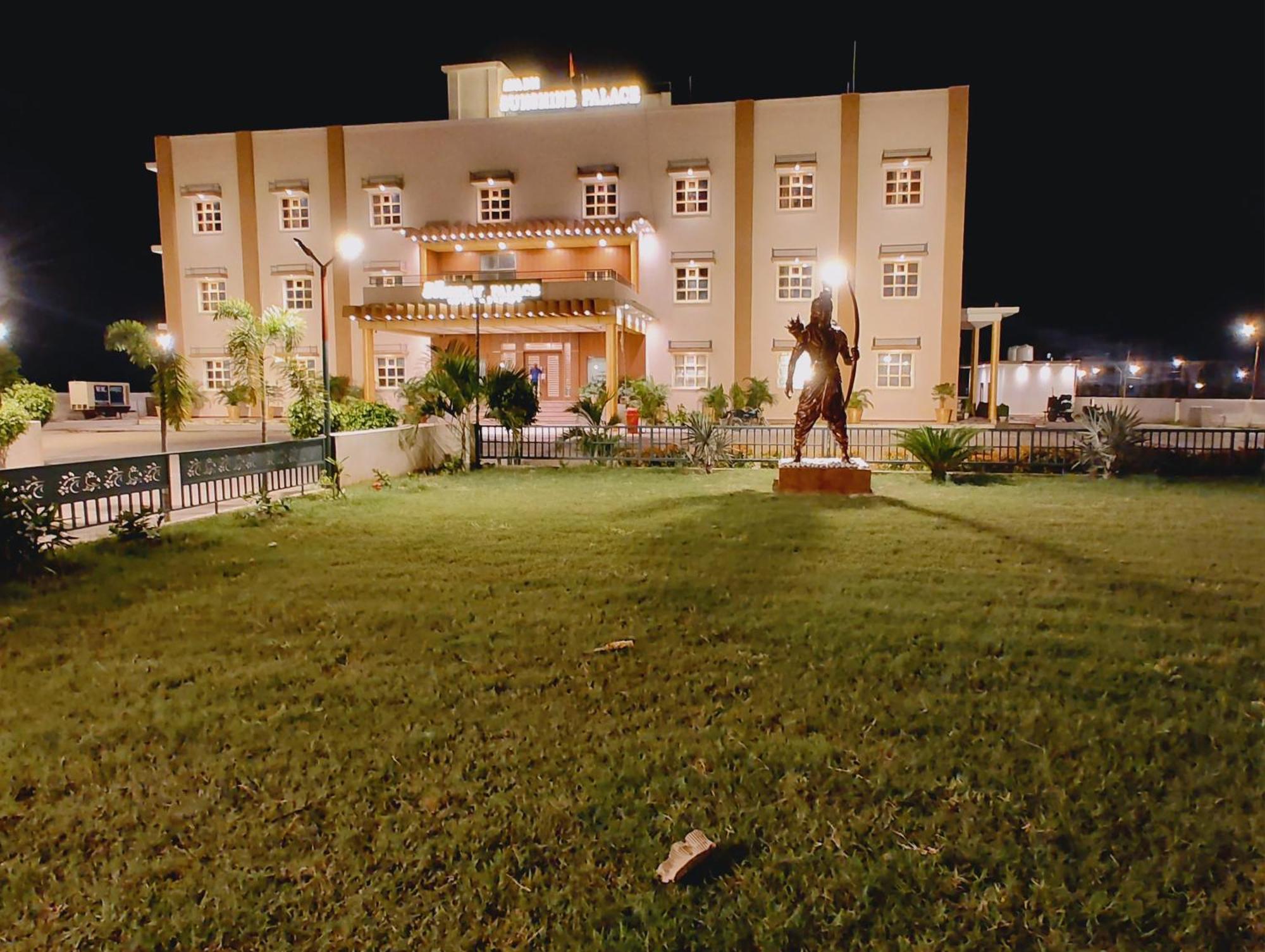Avadh Sunshine Palace Hotel And Resort Ayodhya Kültér fotó