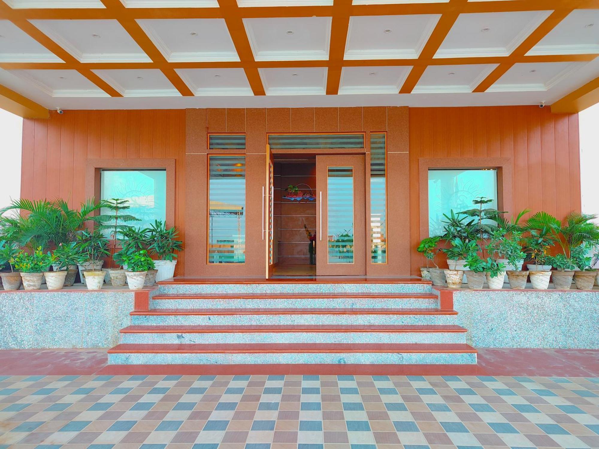 Avadh Sunshine Palace Hotel And Resort Ayodhya Kültér fotó