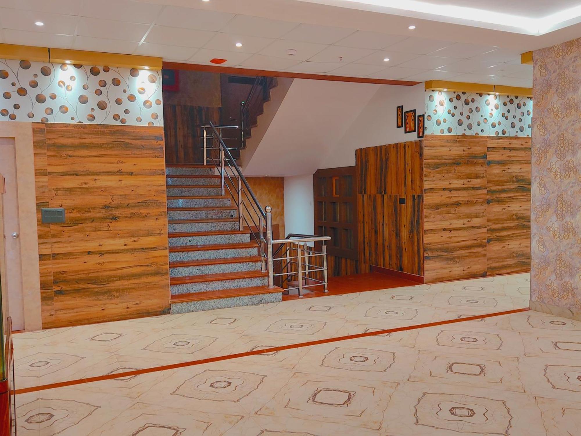 Avadh Sunshine Palace Hotel And Resort Ayodhya Kültér fotó